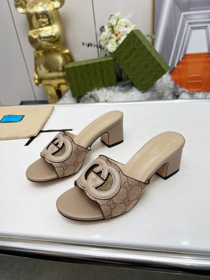 Gucci platform slippers - Image 6