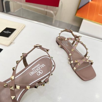 VALENTINO stylish simple rivet exquisite sandals - Image 4