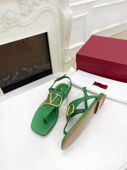 VALENTINO fashionable and versatile thong sandals - Image 5