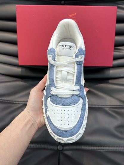 VALENTINO low-top calfskin sneakers - Image 5