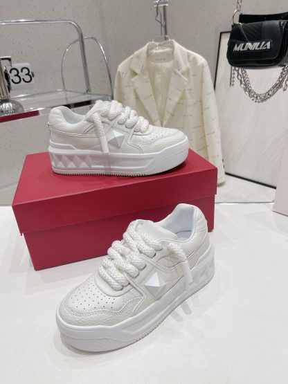 VALENTINO Thick-soled casual sneakers - Image 5