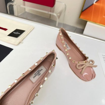 VALENTINO Simple Versatile Bow Studded Flat Casual Shoes - Image 5