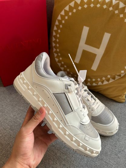 VALENTINO refined couple's casual shoes - Image 4
