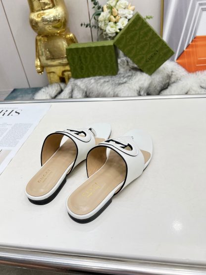 Gucci flip flops - Image 6
