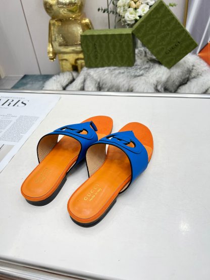 Gucci flip flops - Image 5