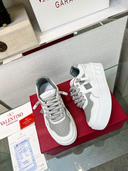 VALENTINO fashionable and trendy couple's chunky strap casual shoes - Image 5