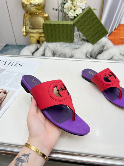 Gucci flip flops - Image 6
