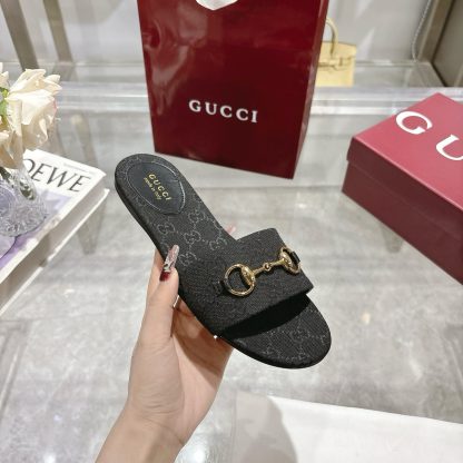 Gucci Horsebit Women's Beach Sandals - Image 5