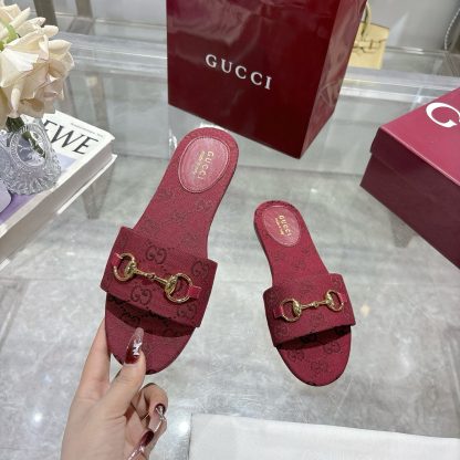 Gucci Horsebit Women's Beach Sandals - Image 5