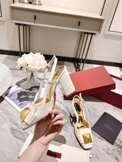 VALENTINO Simple Elegant Woven High Heels - Image 5