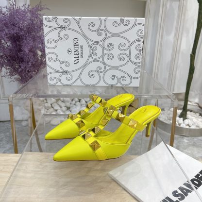 VALENTINO Gold Large Rivet Fashion High-end Sandals High Heels - Image 5