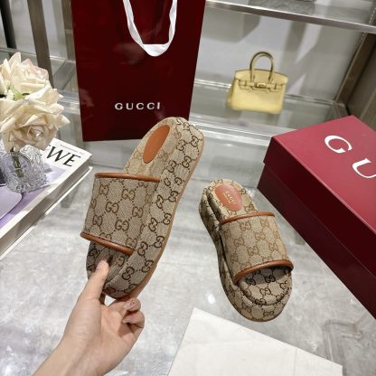 Gucci Women's New GG Platform Slide Sandals - Image 5