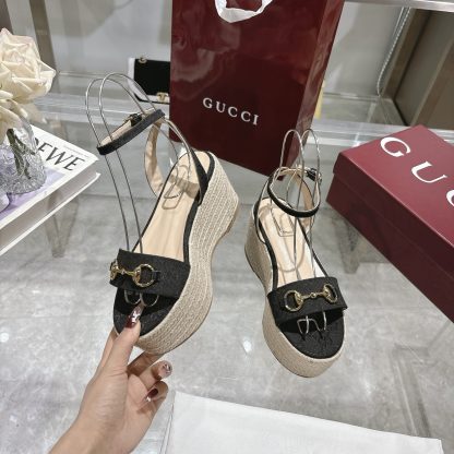 Gucci Women's Horsebit Flat Mid-Heel Platform Sandals - Image 4