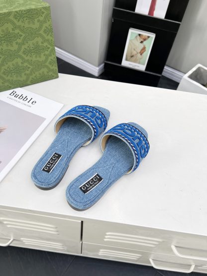 Gucci women's flat slippers - Image 6