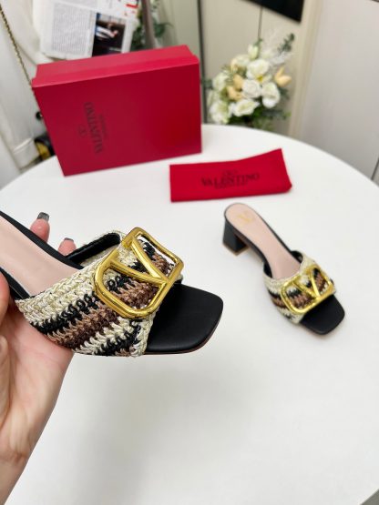VALENTINO Rhinestone Decorative Buckle Exquisite High-End High Heels - Image 5