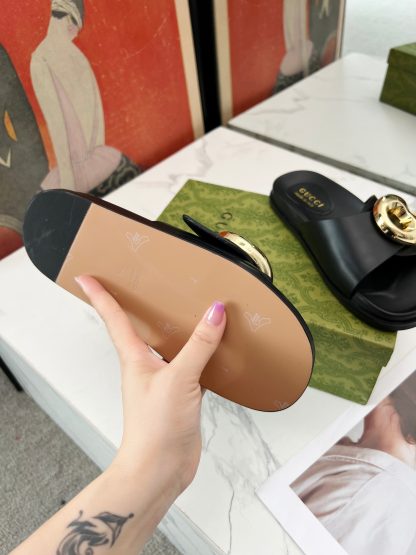 Gucci's new summer super hot slippers - Image 5