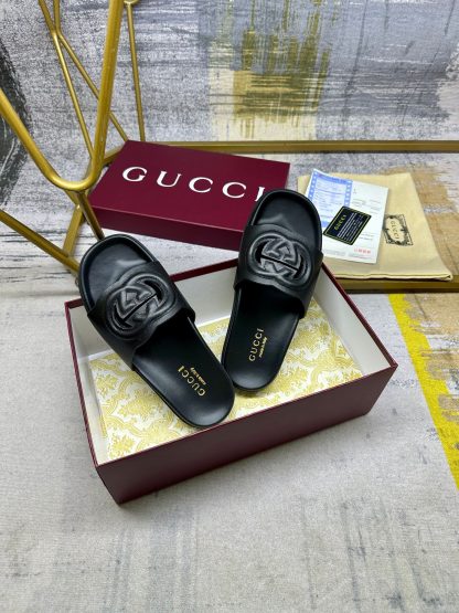 Gucci's latest hot-selling slippers - Image 6