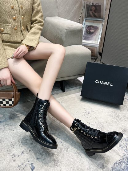 Chanel Paris catwalk new comfortable leg-lengthening black boots - Image 4