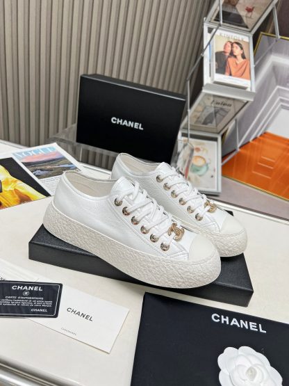 Chanel classic ultimate luxury white sneakers - Image 4