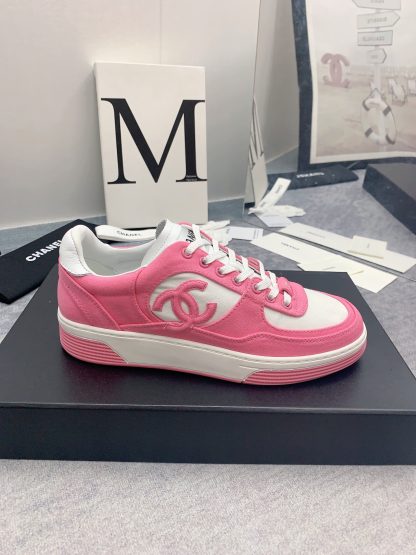 Chanel Spring and Summer Ultra High Quality Pink Fashionable Casual Sports Sneakers - Image 5