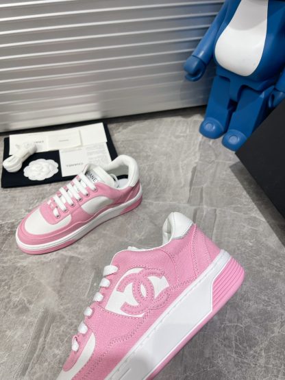 Chanel Spring and Summer Ultra High Quality Light Pink Fashionable Casual Sports Sneakers - Image 5