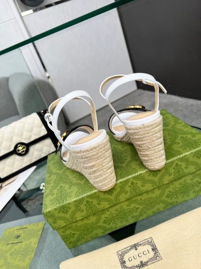 Gucci Straw Platform Sandals - Image 5