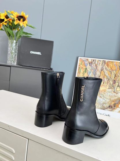 Chanel autumn and winter main season black cowhide and patent leather Martin boots - Image 4