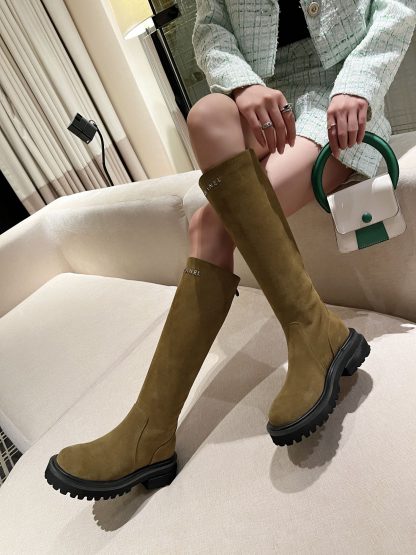Chanel autumn and winter new handsome green brown personality stunning letter knight boots - Image 5