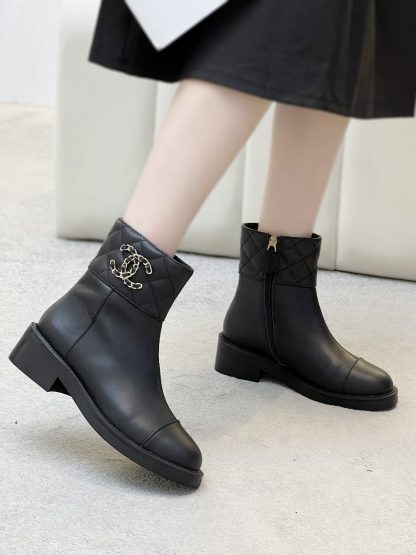 Chanel Autumn and Winter High-end Customized Catwalk Model Extremely Luxurious Leather Boots - Image 5