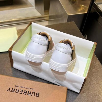 Burberry low-top sneakers - Image 5