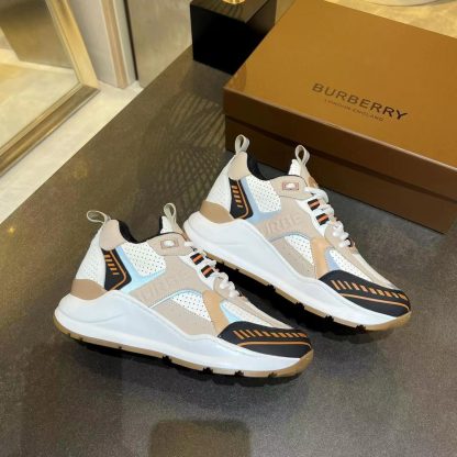 Burberry thick-soled sports shoes