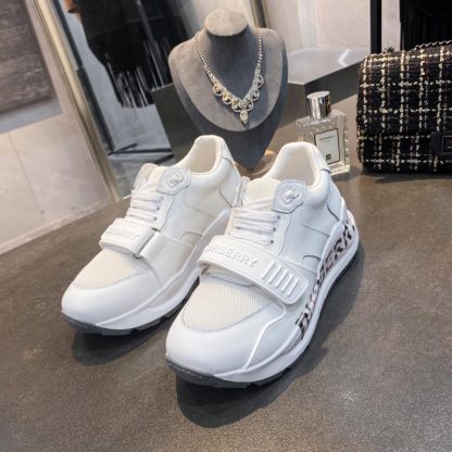 Burberry thick-soled sports shoes - Image 5