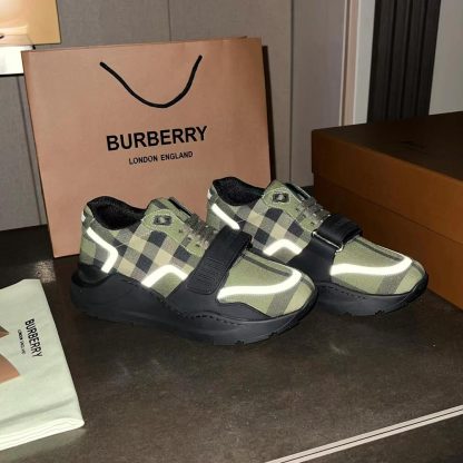 Burberry thick-soled sports shoes - Image 5