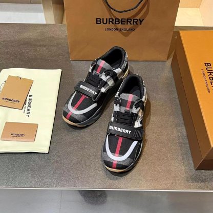 Burberry thick-soled sports shoes - Image 5