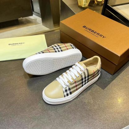 Burberry Classic Low-Top Sneaker - Image 5