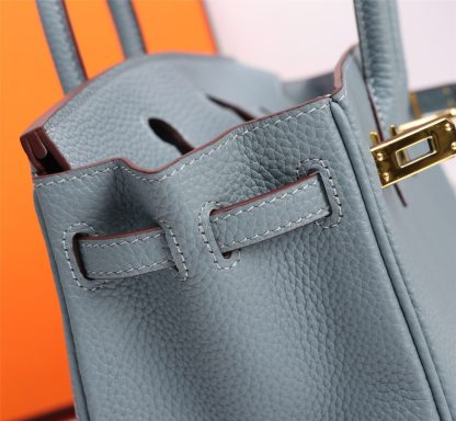 Hermès blue handbag, a must-have for elegance - Image 5