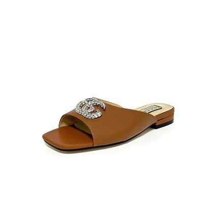 Gucci stunning rhinestone slippers - Image 4