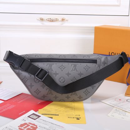Louis Vuitton M46108 DISCOVERY Small Leather Bag - Image 5