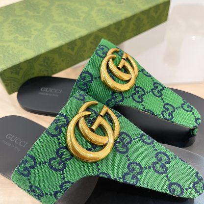 Gucci women's flat slippers - Image 6