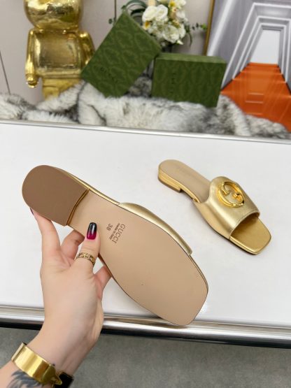 Gucci flat slippers - Image 5