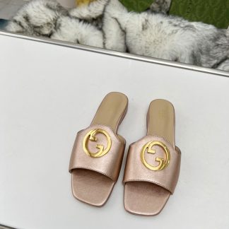 Gucci flat slippers