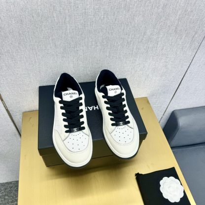 Chanel classic white and black mix and match fashion casual sneakers - Image 5