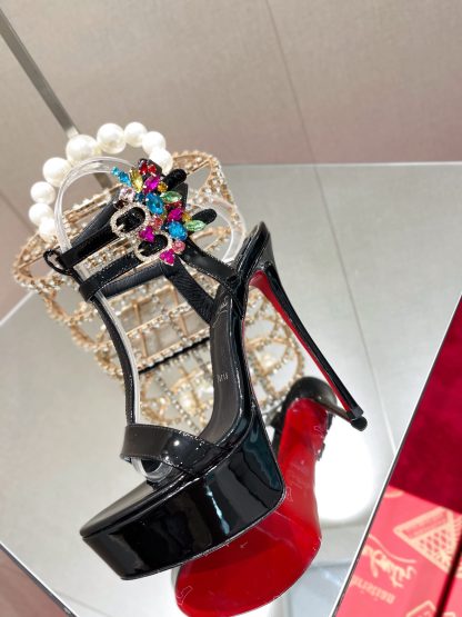 ChristianLouboutin Elegant and stylish Maravilla high heels - Image 5