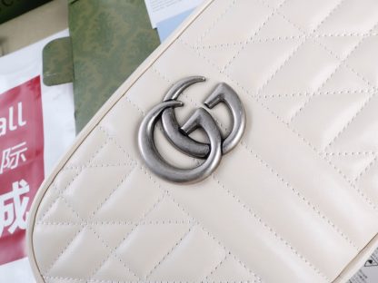 Gucci Shiny Retro Silver Shoulder Bag - Image 5