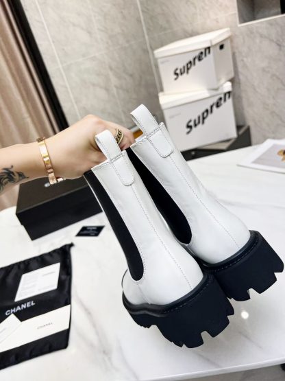 Chanel double-sided elastic design convenient leather white boots - Image 5