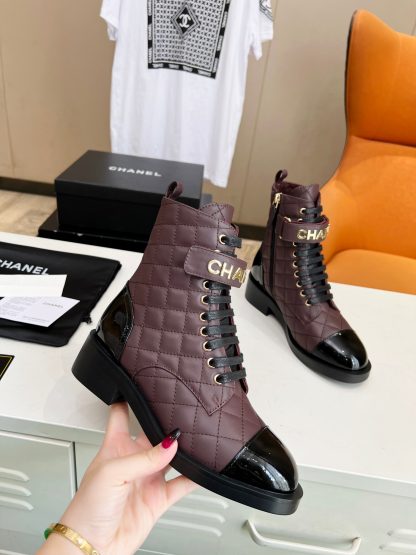 Chanel red leather boots worth putting in your wardrobe for autumn and winter - Image 4