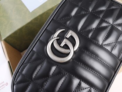 Gucci Shiny Retro Silver Classic Shoulder Bag - Image 5