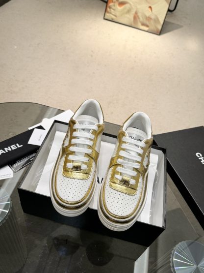 Chanel classic design gold mix fashion casual sneakers - Image 4