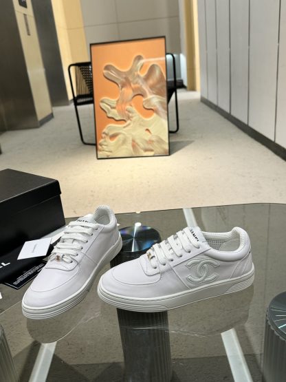Chanel classic design white mix and match casual sneakers - Image 3