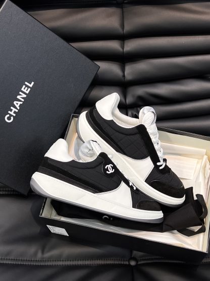 Chanel autumn and winter new black and white fashionable cowhide breathable sneakers - Image 5